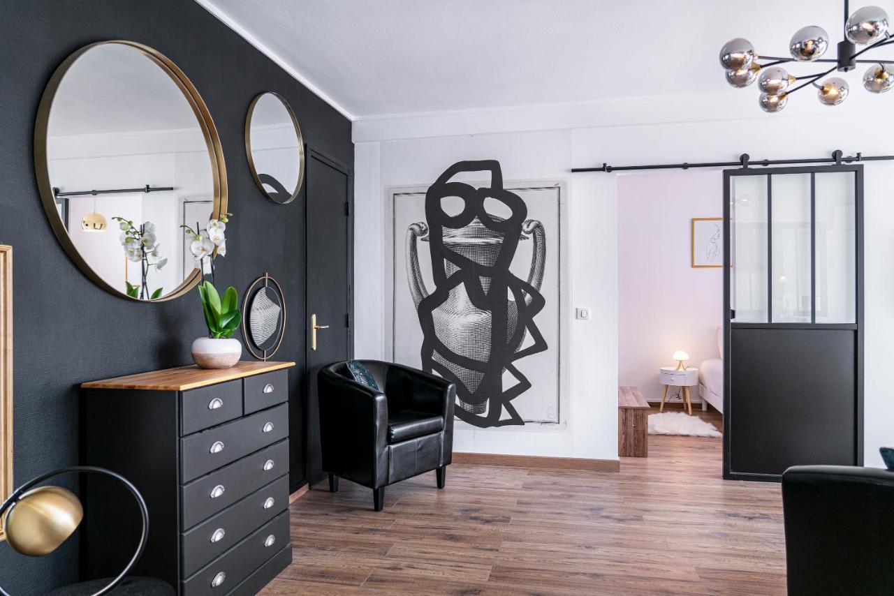 Au Palais Des Pyrenees! Hyper Centre -Clim-Balcon-Parking Gratuit Apartment Pau Exterior foto