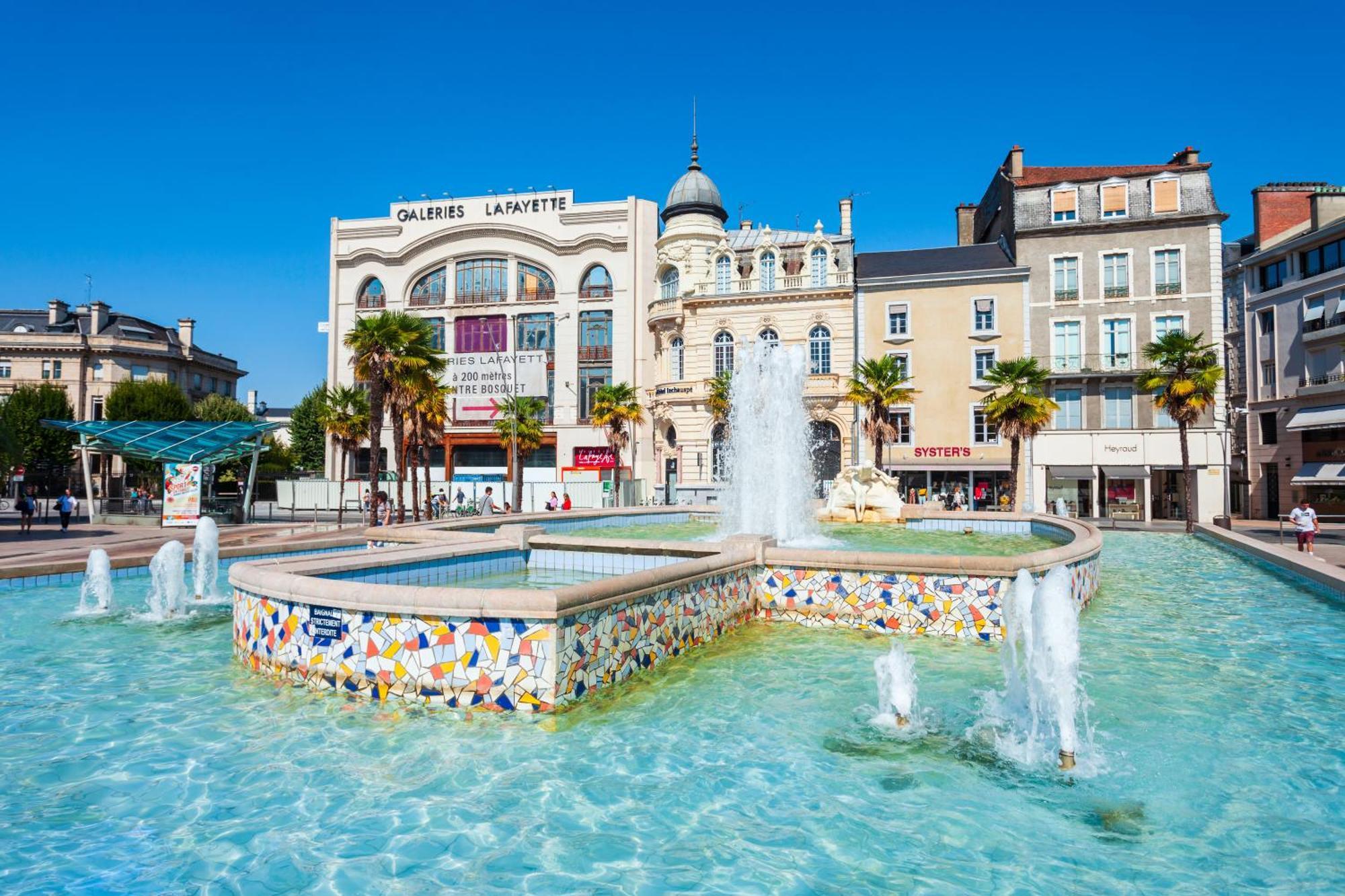 Au Palais Des Pyrenees! Hyper Centre -Clim-Balcon-Parking Gratuit Apartment Pau Exterior foto